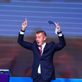 Andrej Babiš nastupoval na italskou hudbu.