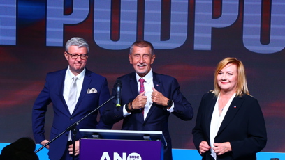 FOTO: Andrej Babiš s Karlem Havlíčkem a Alenou Schillerovou.