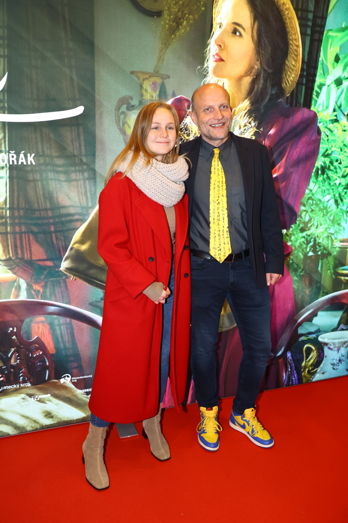 Dorazil i Jiří Ployhar s partnerkou. 