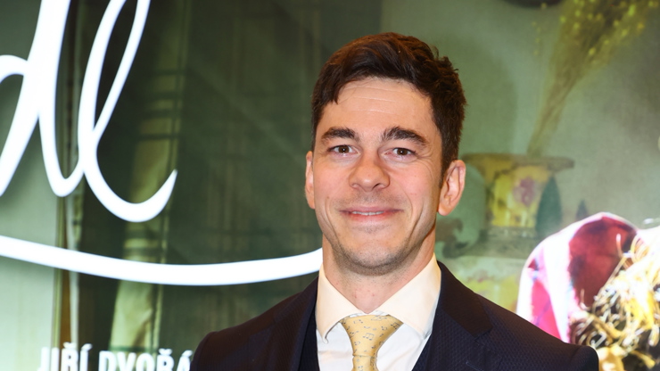 Marek Adamczyk si také zahrál ve filmu Cukrkandl.