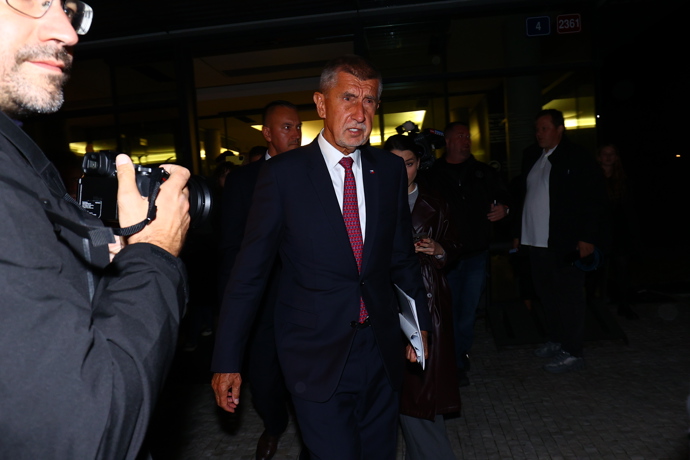 Andrej Babiš z volebního štábu jel přímo domů.