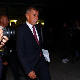 Andrej Babiš pobouřil veřejnost prohlášením, že se lidé nemusí obávat velkého zadlužení. 
