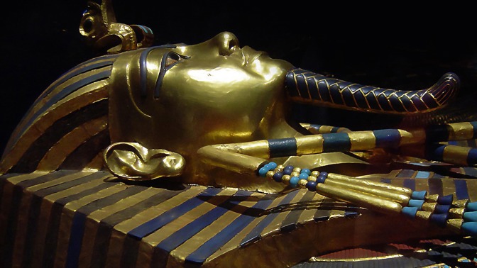 Tutanchamonova maska nepřestává fascinovat svět: Měla patřit Nefertiti, prozradil ji ale kouzelný nápis
