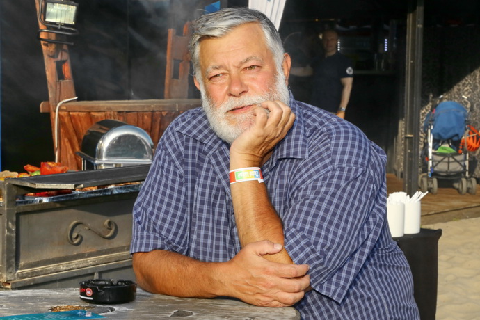 Vlastimil Zavřel tak stylově navázal na dabing kolegy a jmenovce Vlastimila Bedrny.