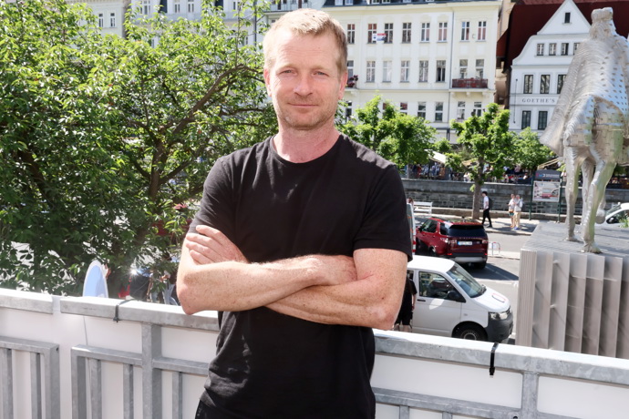 Herec Matěj Hádek se narodil 29. listopadu 1975 v Praze.