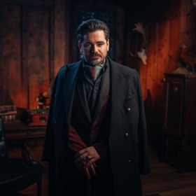 Vojtěch Kotek jako hradní pán.