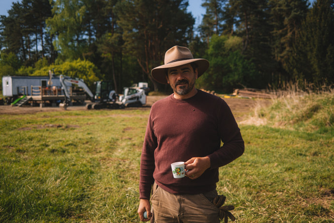 Vojta Kotek si ze své ženy občas rád vystřelí.