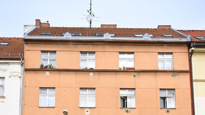 FOTO: Ve stejné nemovitosti už má o rok déle kancelář.