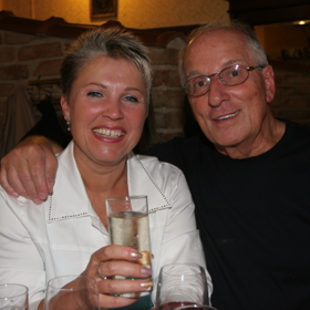 Štěstí našel s poslední, o dvacet let mladší ženou Evou Kicperovou.