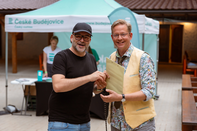 Tady právě dorazili do Českých Budějovic.