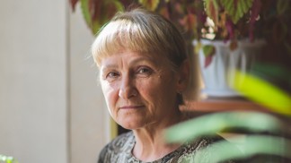 Eliška (68): Soused mi spravil stoličku a ukázal, že život v důchodu ještě nekončí