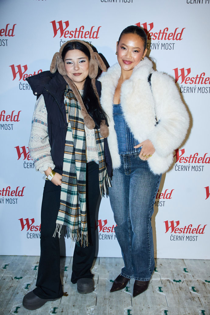 Dorazila také Pam Rabbit.