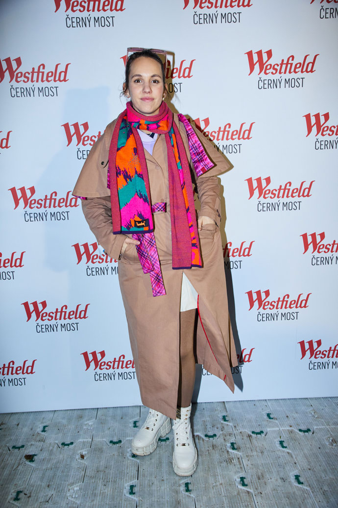 Herečka Michaela Tomešová. 