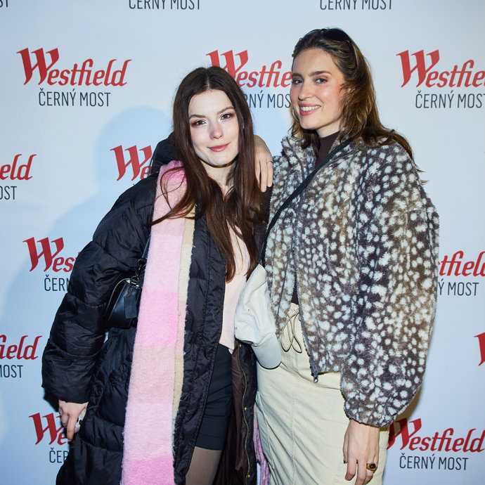 Sára Korbelová a Dominika Hašková.