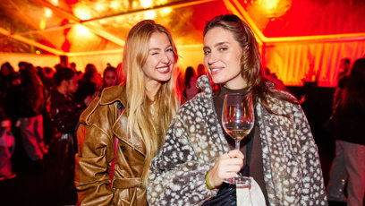 FOTO: Natálie Kotková s Dominikou Haškovou.