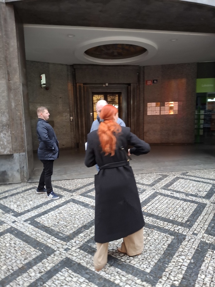 Aneta Zicklerová a Andrej Babiš na Národní třídě.