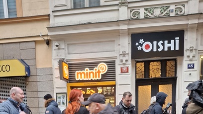 FOTO: Aneta Zicklerová a Andrej Babiš na Národní třídě.