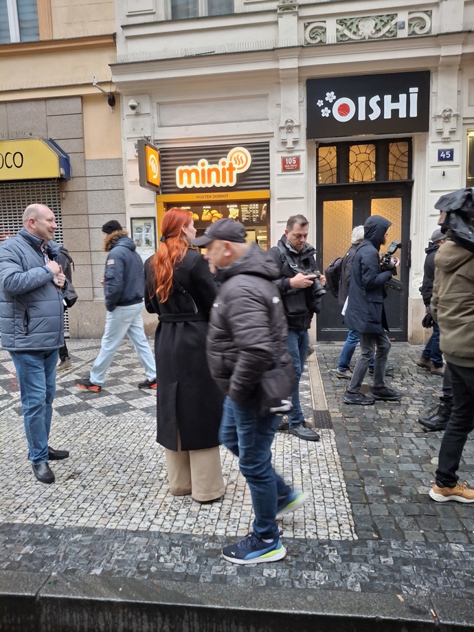 Aneta Zicklerová a Andrej Babiš na Národní třídě.