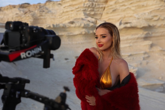 Nicole Šáchové to moc sluší.