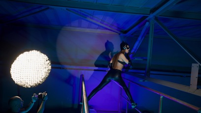 FOTO: Playmate Caroline zdobí obálku nového vydání časopisu Playboy.