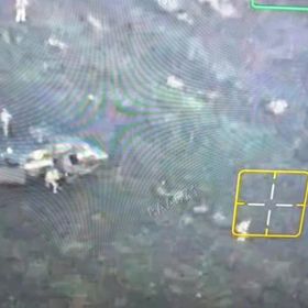 Záběry z údajného útoku ruských dronů na ukrajinský výsadek.