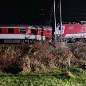 Tragická srážka vlaků na Slovensku.