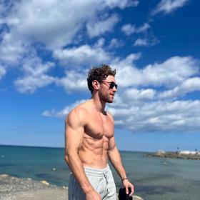 Miroslav Dubovický má skvělou figuru.