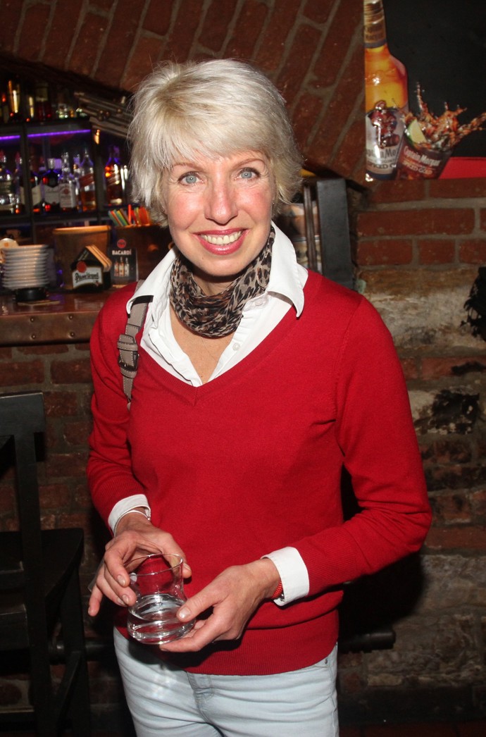 Její vlasy byly vždy husté, proto se nemusela bát ani razantnějších střihů. 