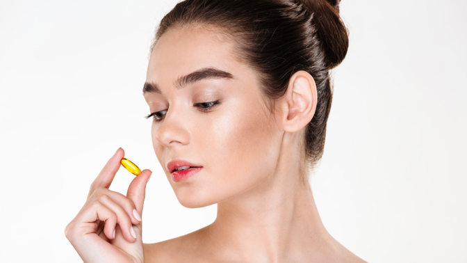 Krásu pleti můžete podpořit i jinak než kosmetikou: Odbornice ze salonu poradila, jaké vitaminy naše pokožka ocení