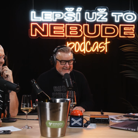 Zdeněk Pohlreich a Miloš Pokorný při natáčení společného podcastu s Patrikem.