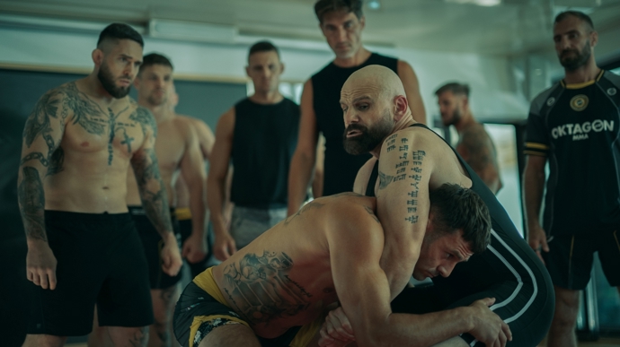 Soupiska MMA hvězd, které si zahrají ve filmu Bojovník, je kompletní. Nechybí šampioni Procházka a Kozma 