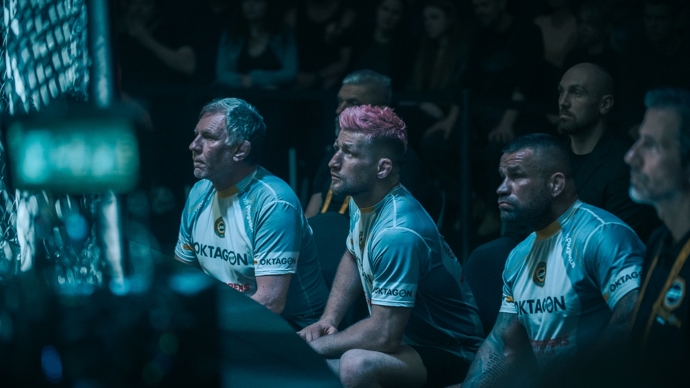 Soupiska MMA hvězd, které si zahrají ve filmu Bojovník, je kompletní. Nechybí šampioni Procházka a Kozma 