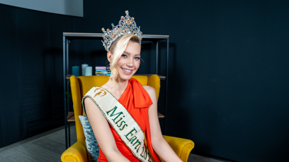 FOTO: Extra host Natálie Puškinová foto 01