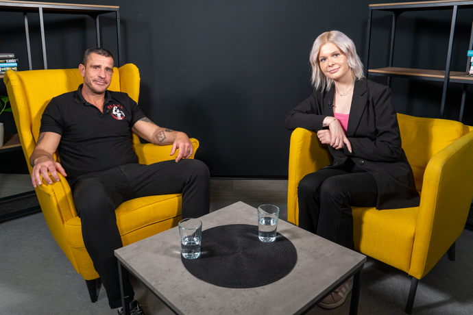 Robert Rosenberg v pořadu eXtra Host.