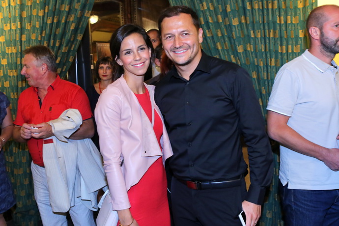 Vojtěch Bernatský dnes žije ve spokojeném a naplněném rodinném zázemí. 