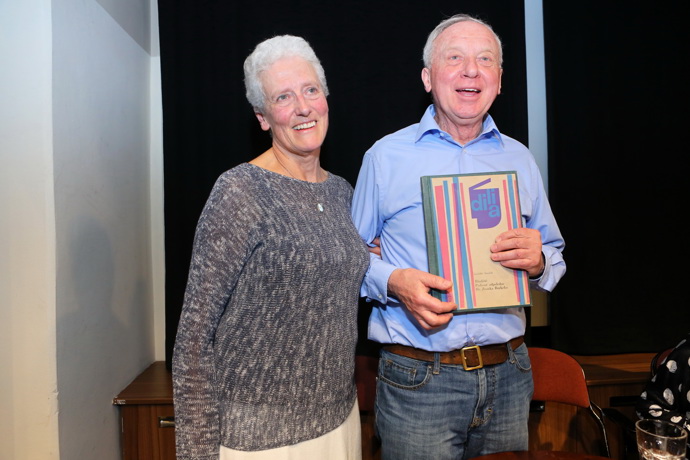 Nejprve se živil všelijak, neopovrhl ani úklidem, později ale začal studovat medicínu a student byl velmi úspěšný.