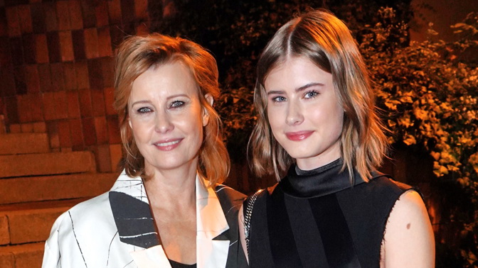 Krásná dcera Jitky Schneiderové vysekla mamince poklonu: V jedné roli mi přišla geniální, říká Sofie Anna Švehlíková