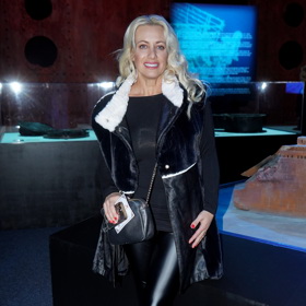 Její maminka, sopranistka Tereza Mátlová, vsadila na kontrast materiálů.