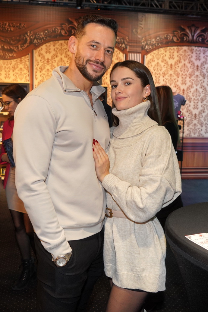 Držitel titulu nejhezčí tělo světa Michal Gajdošech pak s partnerkou ukázal párové ladění.