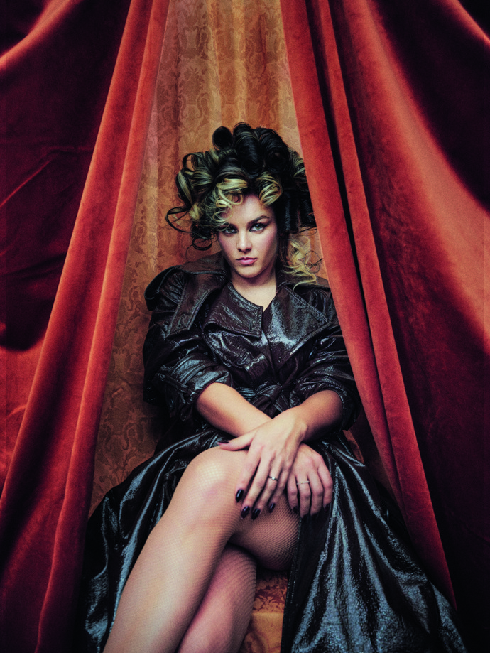 V prosincovém čísle ELLE prozradila Ewa Farna střípky ze svého soukromí a představila nejdůležitější lidi v jejím životě. 