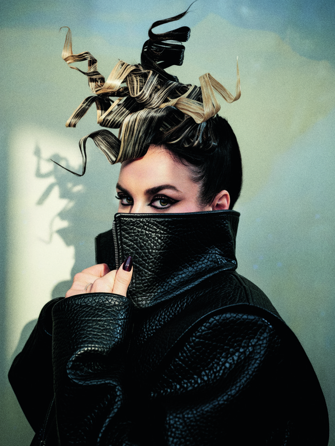 V časopise najdete mnoho krásných fotek od fotografa Matúše Tótha. 