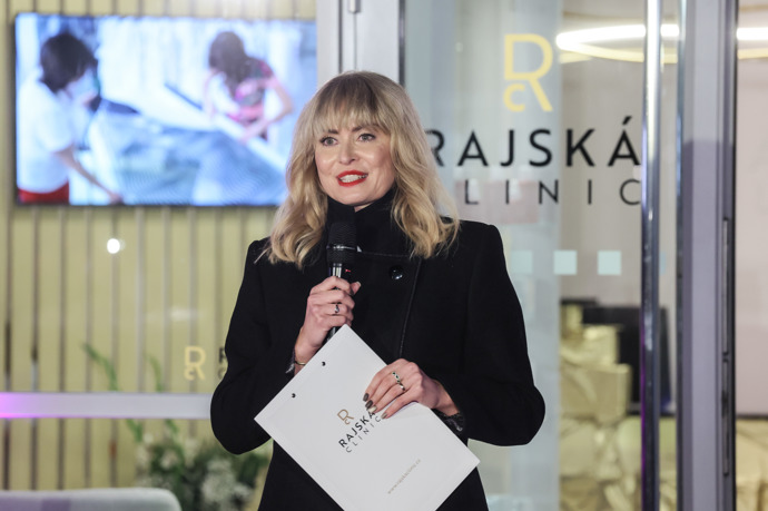 V zimních měsících bychom podle Rajské neměli zapomínat ani na ochranu před sluncem. 