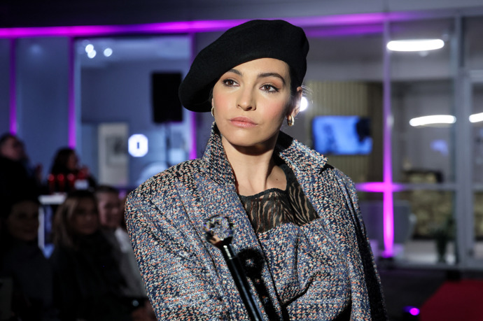 Sára jako by se pro roli modelky narodila.