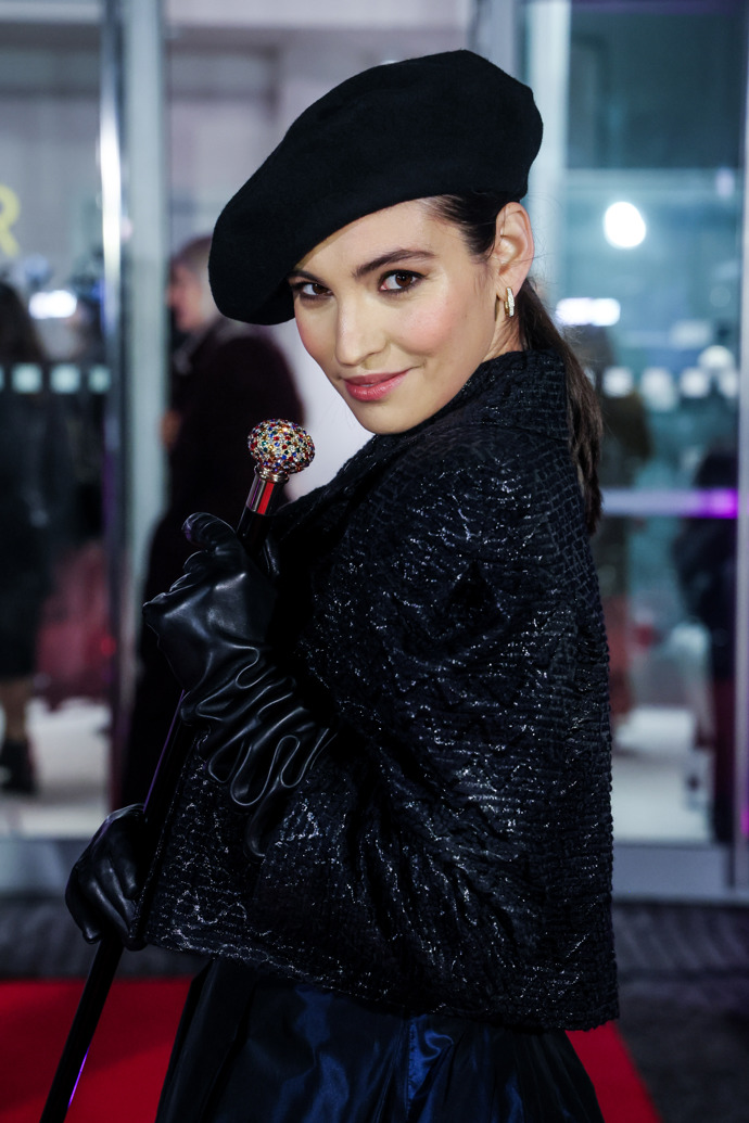 Sára Donutilová vynesla i slušivý baret. 