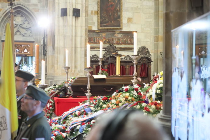 Pohřeb Dominika Duky.