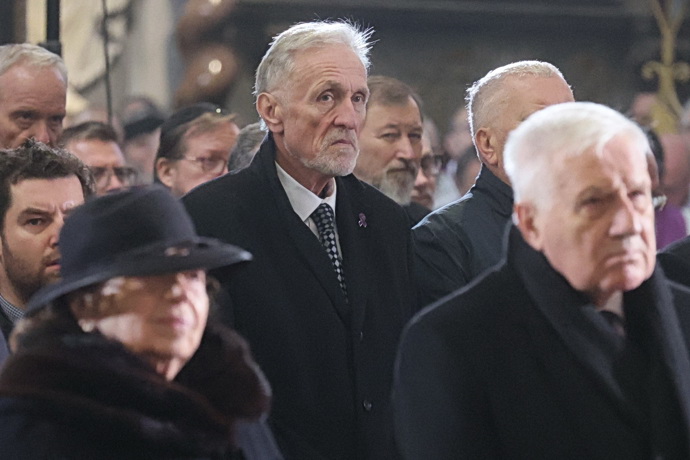 Mirek Topolánek podstupuje chemoterapii.