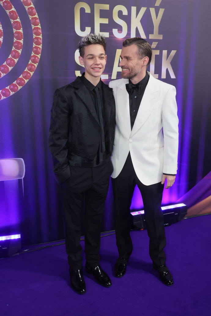 Na Českého slavíka přišel v roce 2024 v doprovodu syna Matěje a s náušnicí v uchu. 