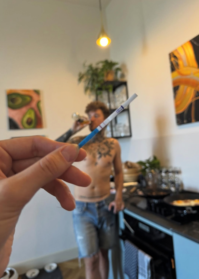 Kundosaki a Thomas spolu mají dceru. 