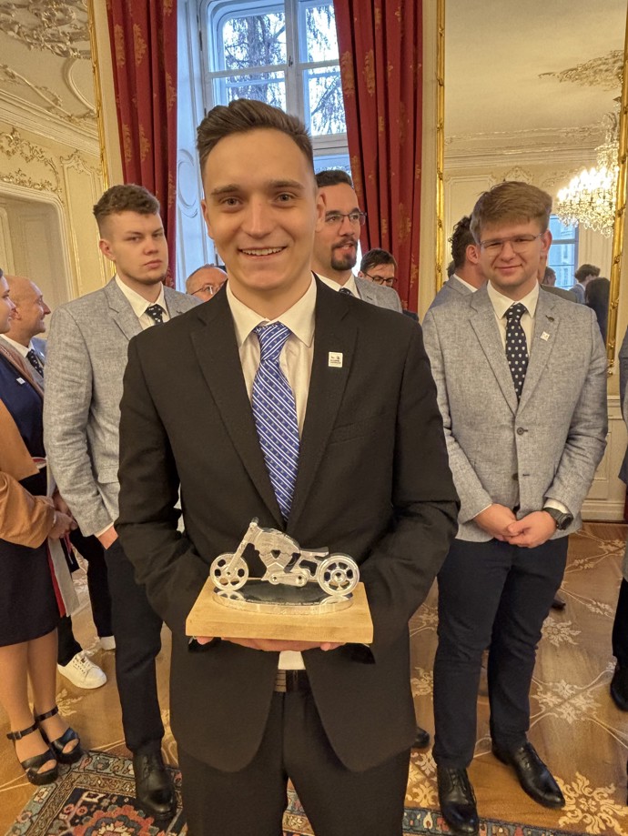 Prezident republiky přijal mladé profesionály z reprezentace na EuroSkills 2025 v dánském Herningu  