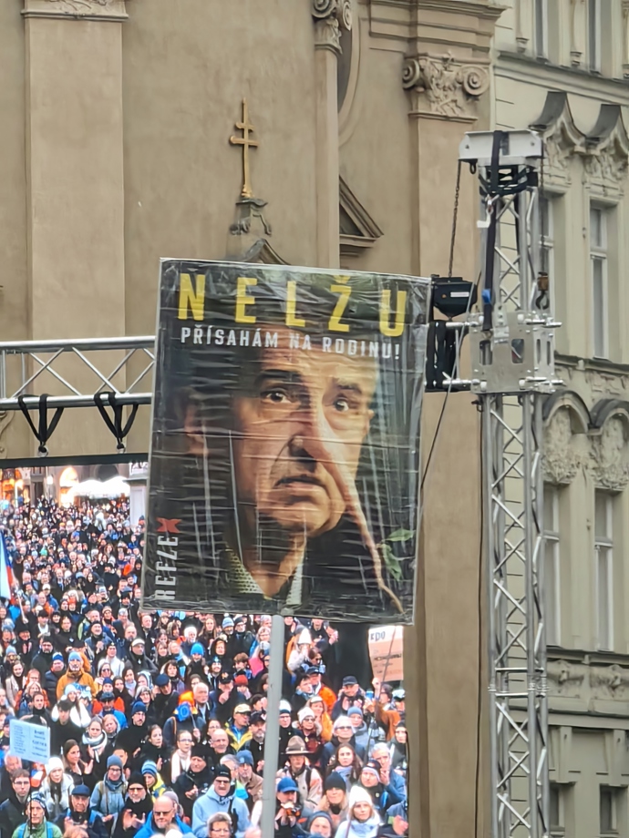 Demonstrace pořádaná spolkem Milion chvilek pro demokracii.